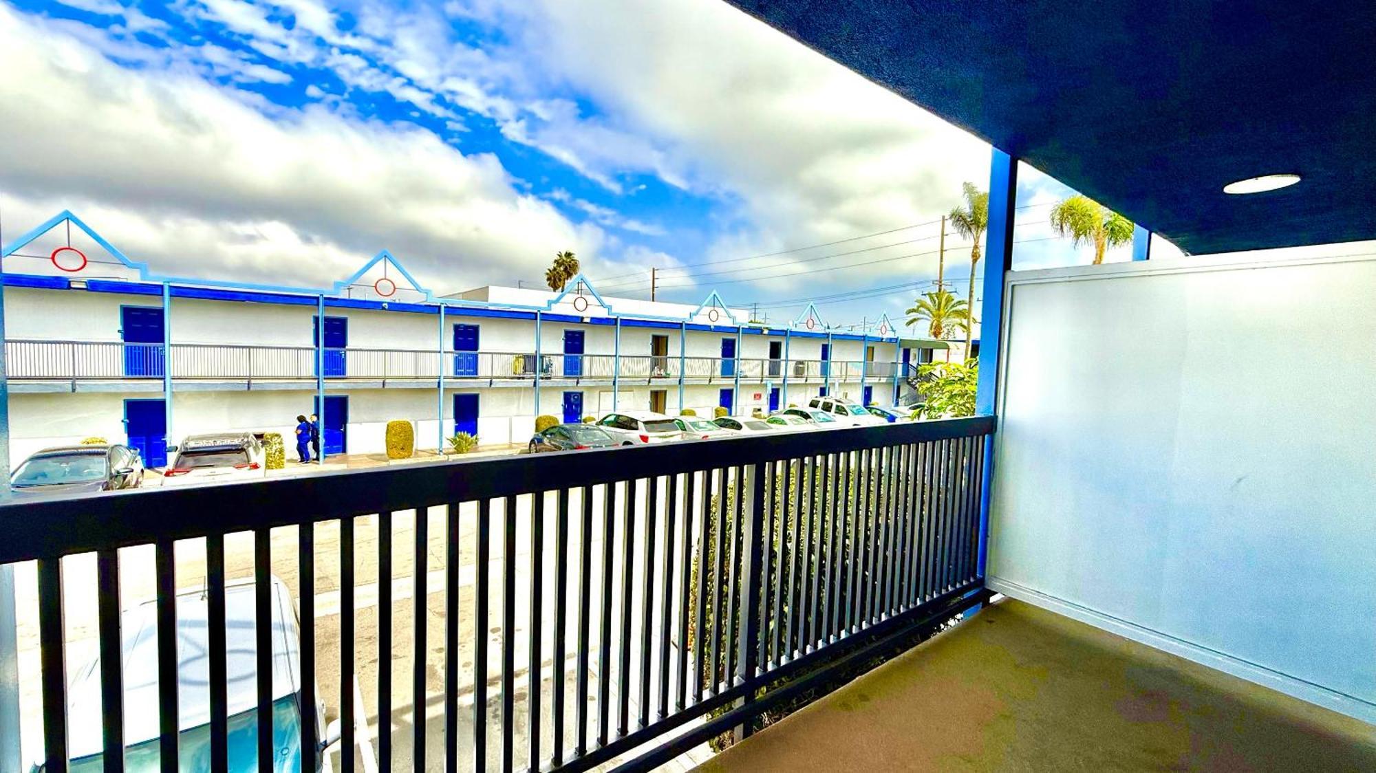 Days Inn By Wyndham Los Angeles Lax/Venicebch/Marina Delray Inglewood Dış mekan fotoğraf